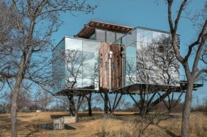 Floating treehouses